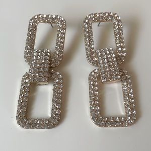 8 Other Reasons Rich Girl Earrings